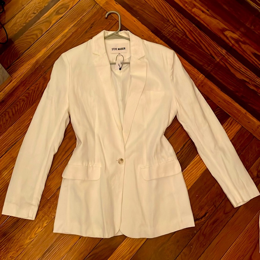 Small Steve Madden Blazer (women)